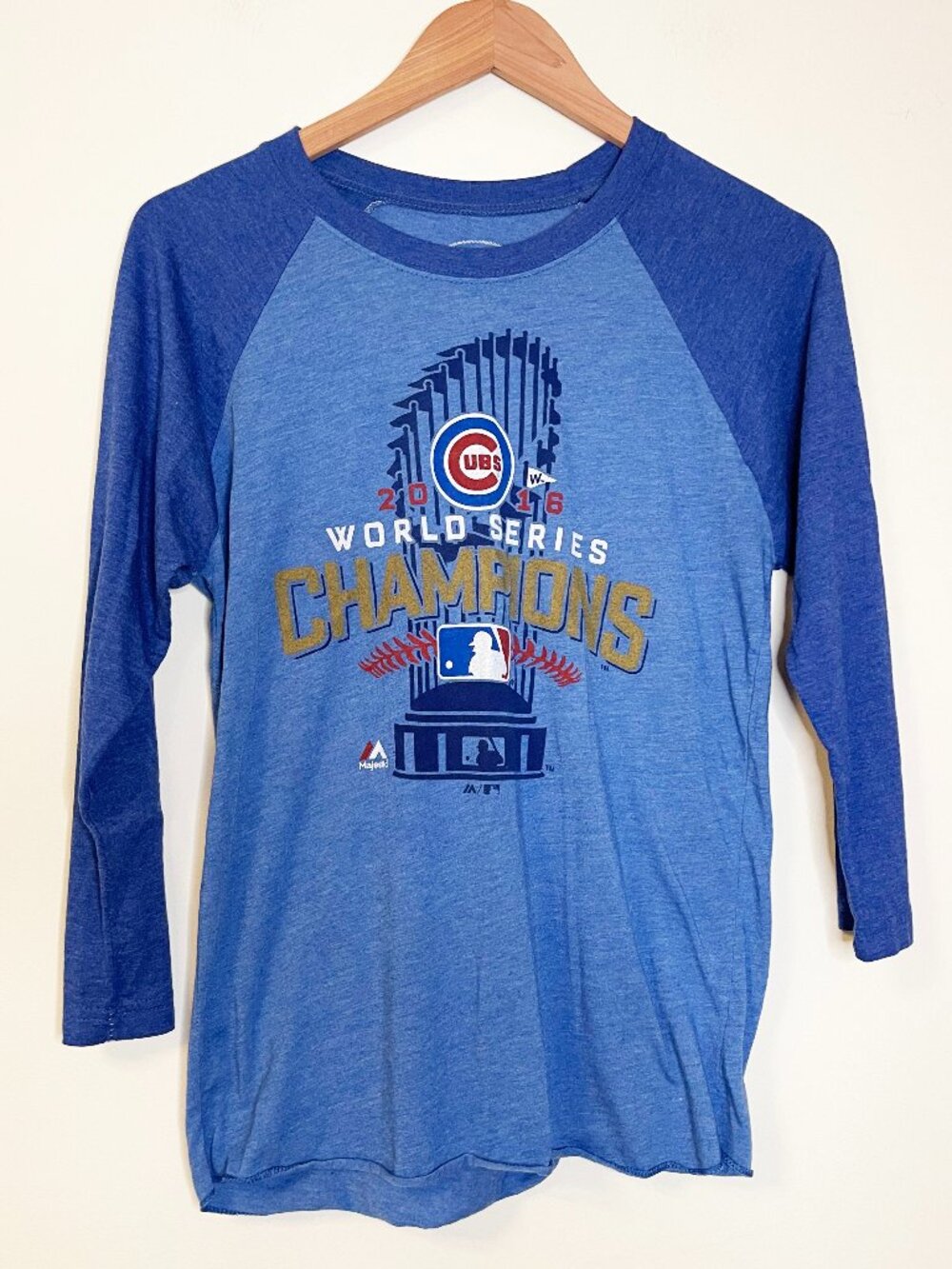 Chicago Cubs 2016 World Series Champions Raglan 3/4 Sleeve Shirt S Baseball